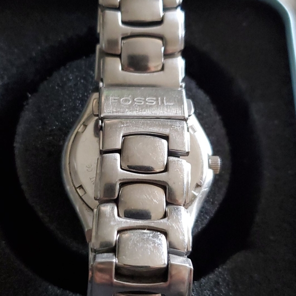Fossil stainless steel watch - Picture 7 of 10